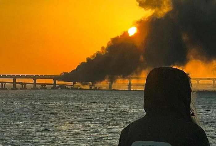 Кримський міст, початок: Данілов і Подоляк «вітають» путіна з ювілеєм