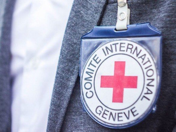 Червоний Хрест вимагає негайного доступу до українських полонених
