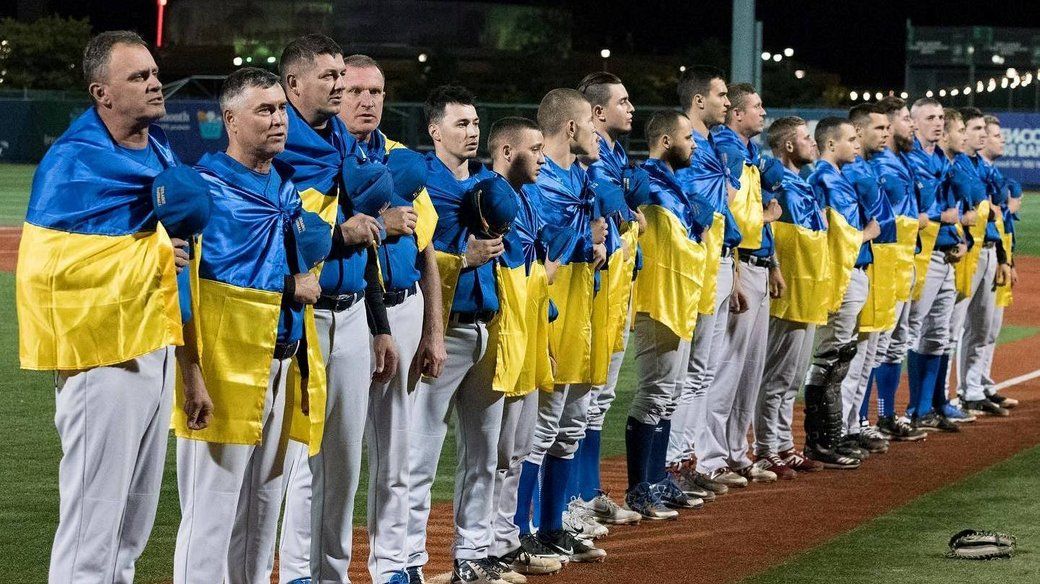 Бейсболісти з Кропивницького зібрали  $20 тисяч на благодійних матчах у США