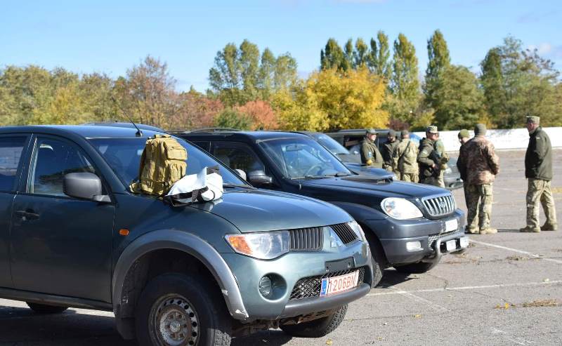 Колеса перемоги. Черкащина відправила захисникам на передову колону автомобілів