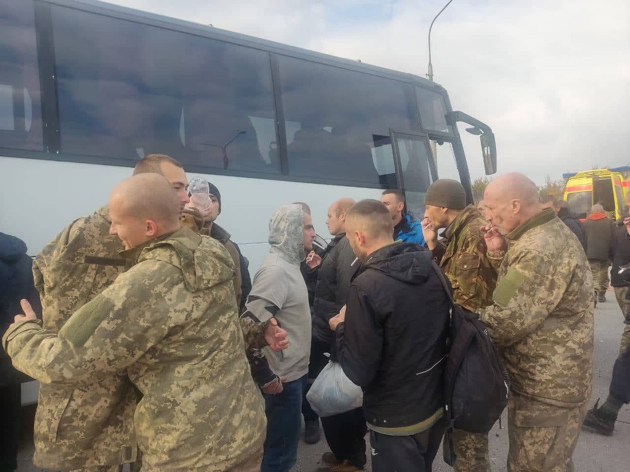 З полону звільнили 52 оборонців Маріуполя - Єрмак
