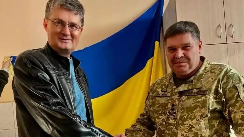 Щит сил тероборони: Ігор Кондратюк отримав відзнаку від ЗСУ