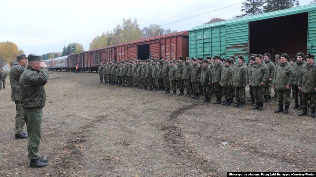 У білорусі в російських «мобіків» спалах захворювань і конфлікти з місцевими армійцями