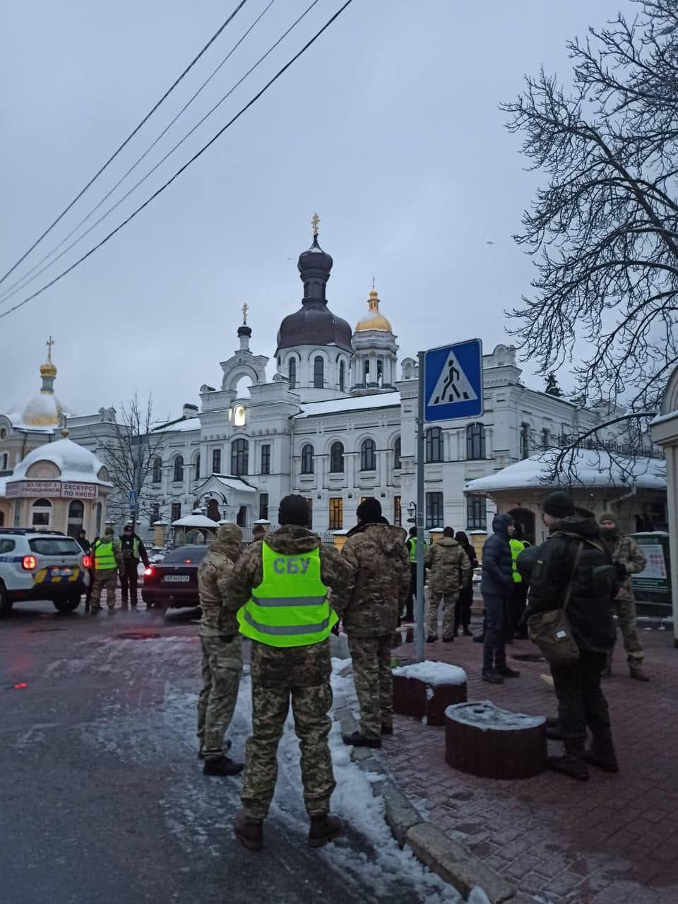 Кремль обурили обшуки в Києво-Печерській лаврі