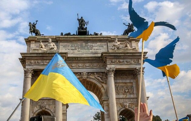 Офіційний Рим одностайно схвалив надання зброї Україні протягом наступних дванадцяти місяців.