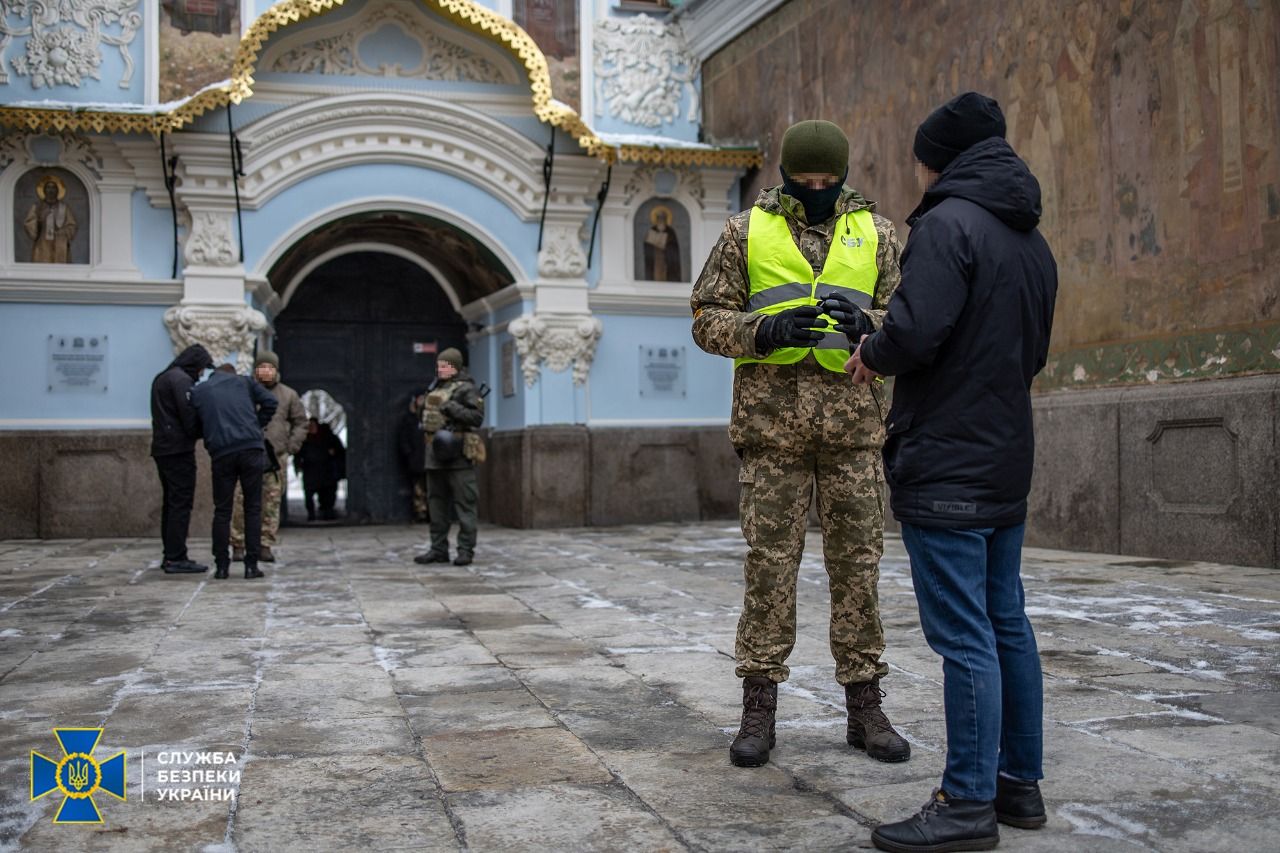 Зеленський ввів у дію рішення РНБО щодо московського попівства в Україні