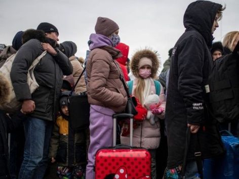 На Херсонщині влада евакуйовує людей через очікування бойових дій