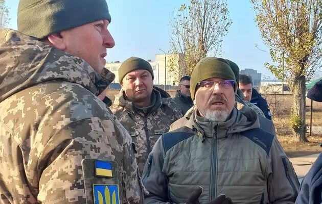 Ці ідіоти роблять речі, які приведуть нас до перемоги – Резніков