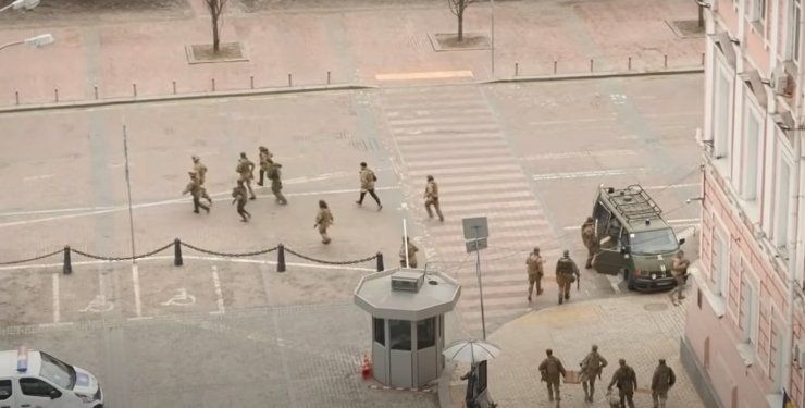Документальний фільм про бої за Київ презентували українські військові