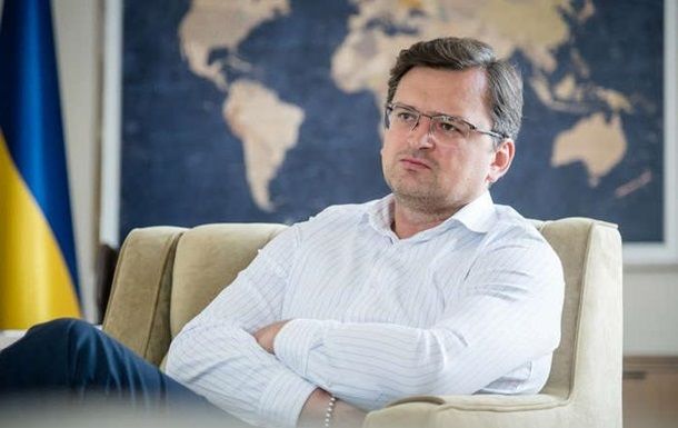Котлета по-київськи: Кулеба закликає світ не боятися розвалу росії