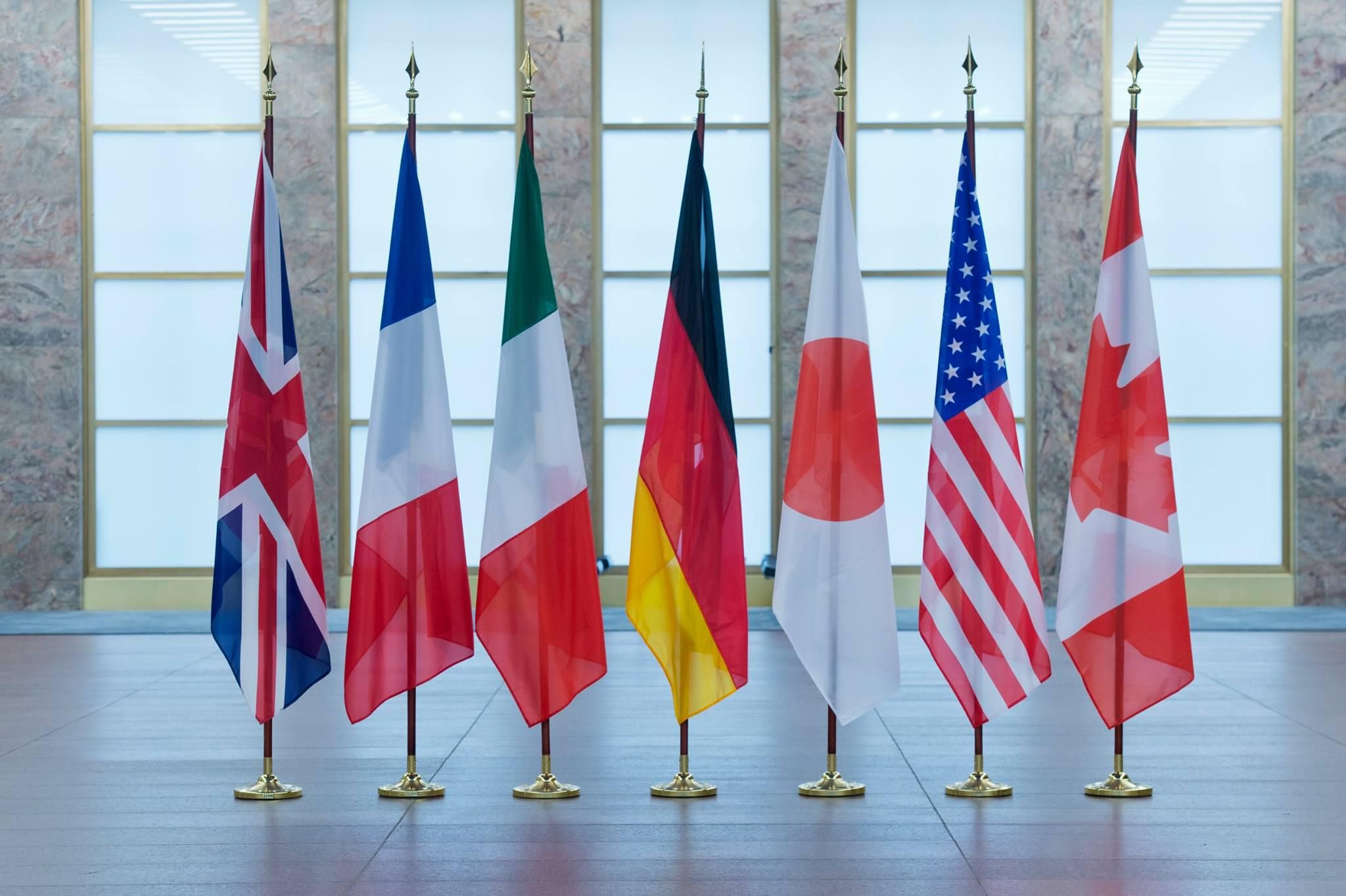 G7: рф має заплатити за відновлення України