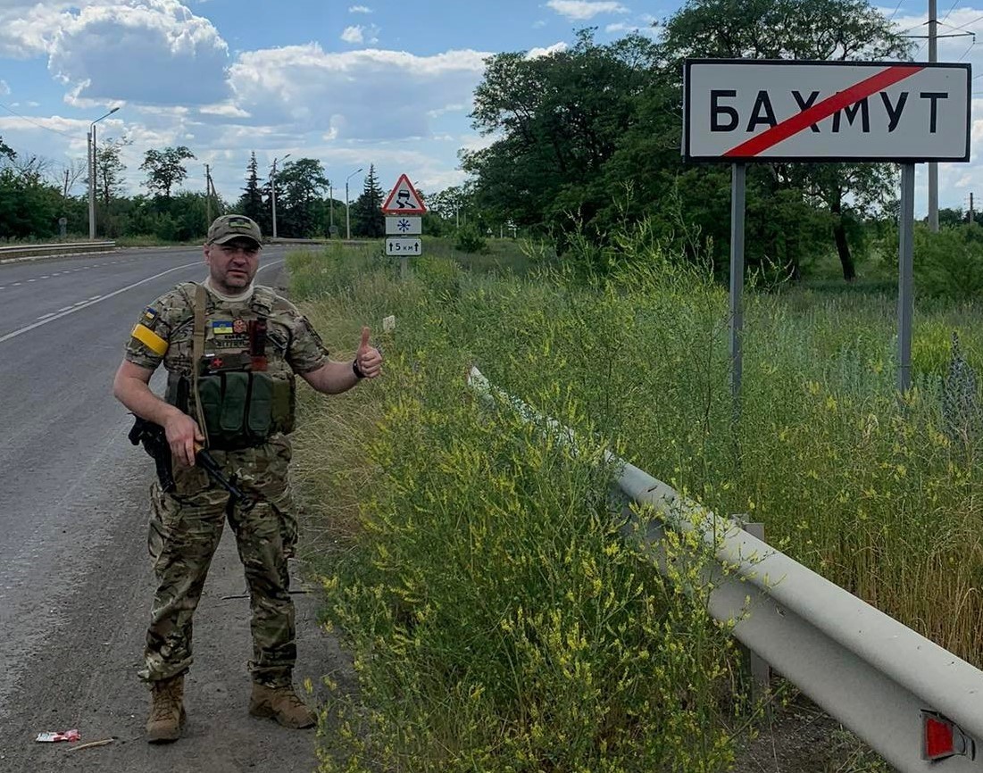 На своєму фронті: гонщик із Полтави доправляє «гуманітарку» на Схід