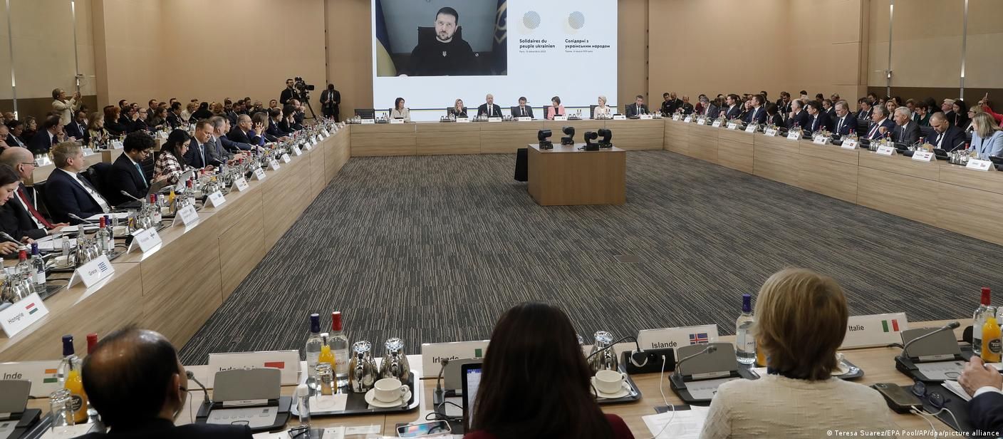«Тепла» парижська конференція: Україна отримає мільярд на зиму