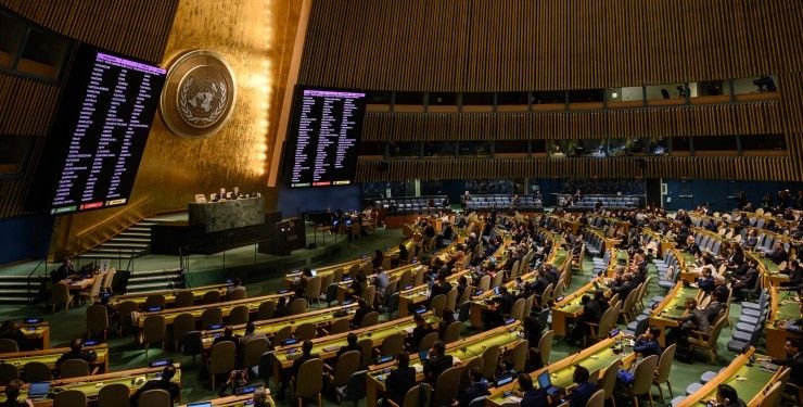Проти резолюції ООН щодо Криму проголосували 13 держав та рф