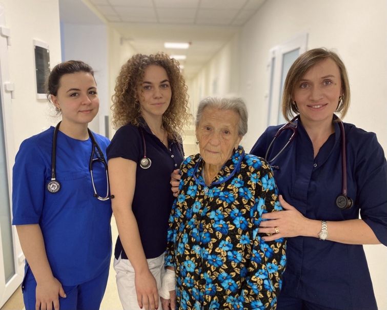 У Львові медики перезапустили серце 101- річній жінці: вона мріє дожити до перемоги