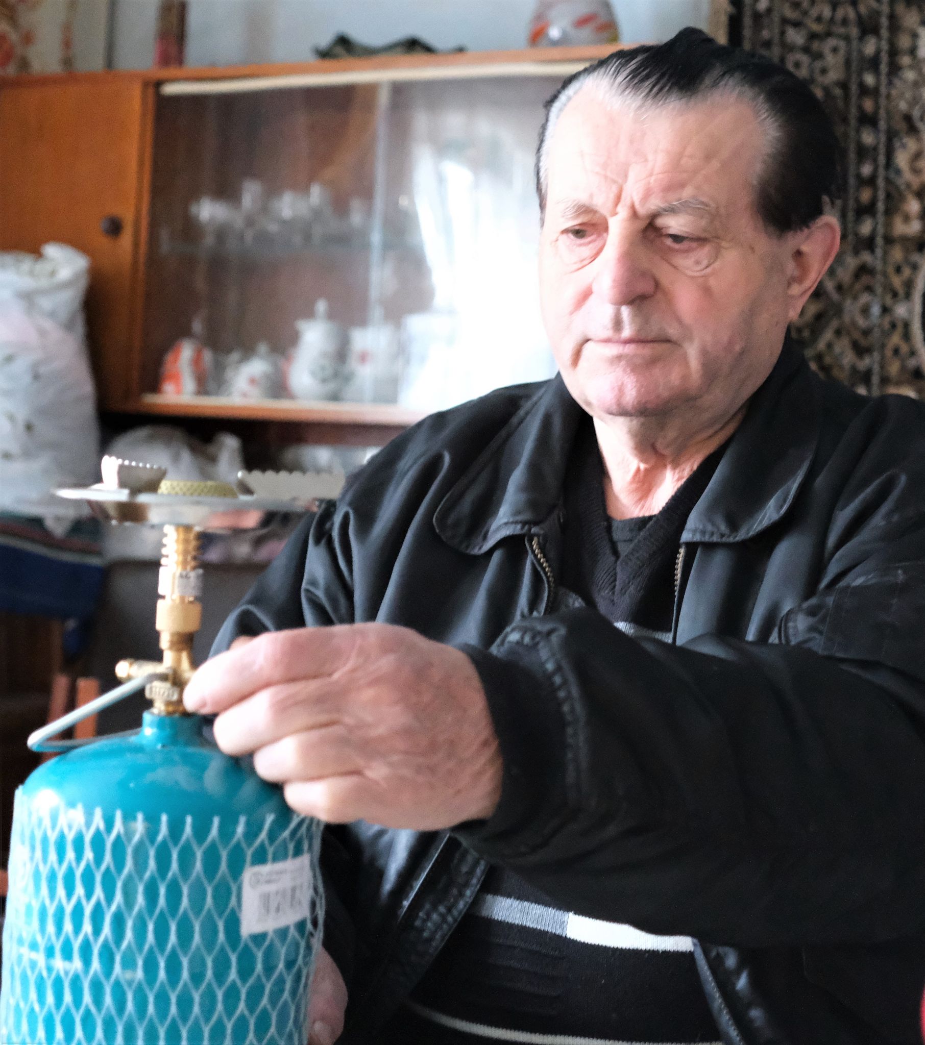 І що робити? Переселенець із Харкова не може заправити в Полтаві газовий пальник