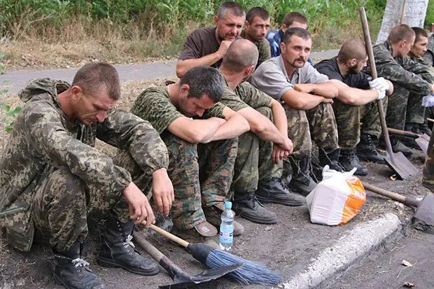 У росії українські полонені піддаються тортурам — Координаційний штаб