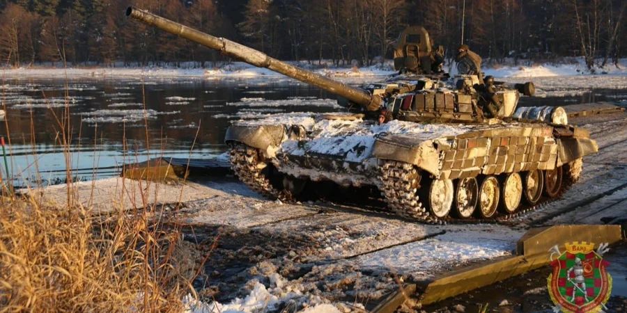 На південь білорусі направлено три ворожих батальйони - Наєв
