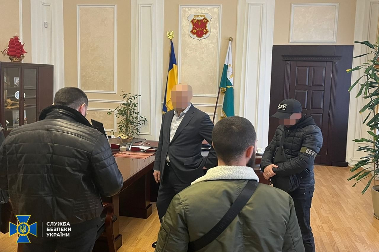 Мер Полтави Олександр Мамай підозрюється у поширенні військових таємниць