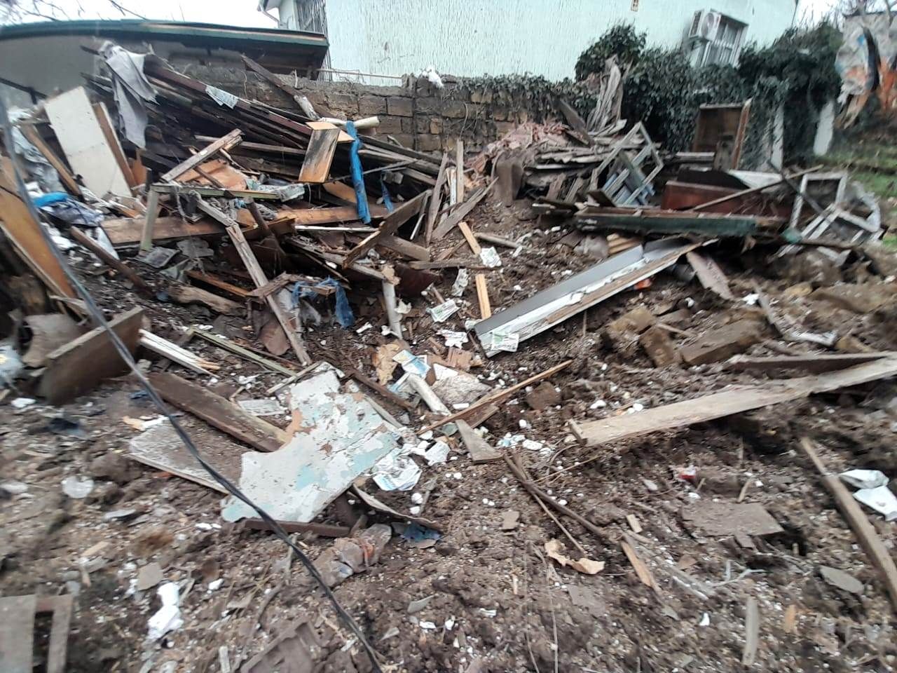 Рашисти зранку обстріляли ринок у Бериславі, 5 поранених
