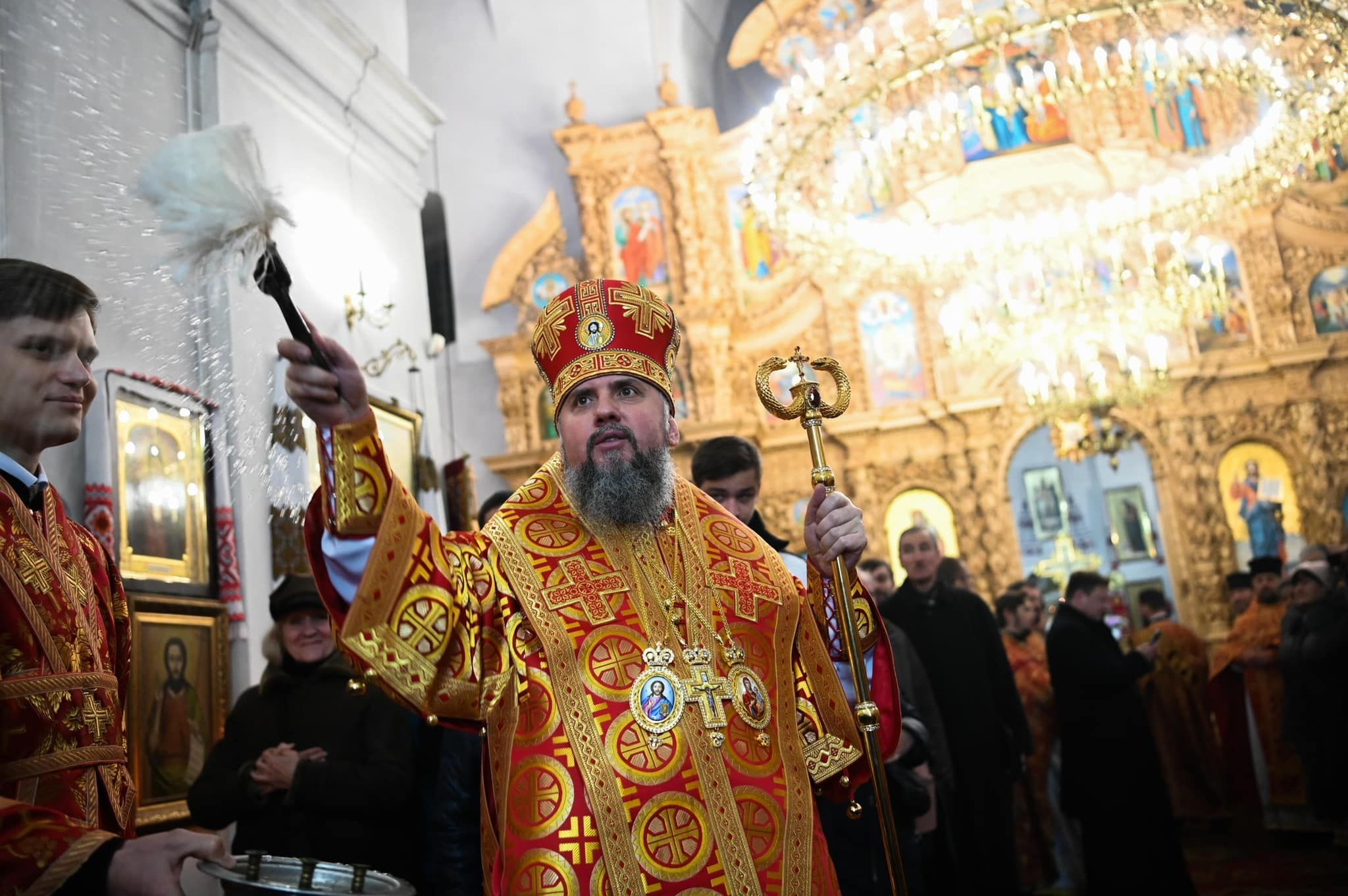 Комендантська година: ПЦУ відмовилась від різдвяної служби