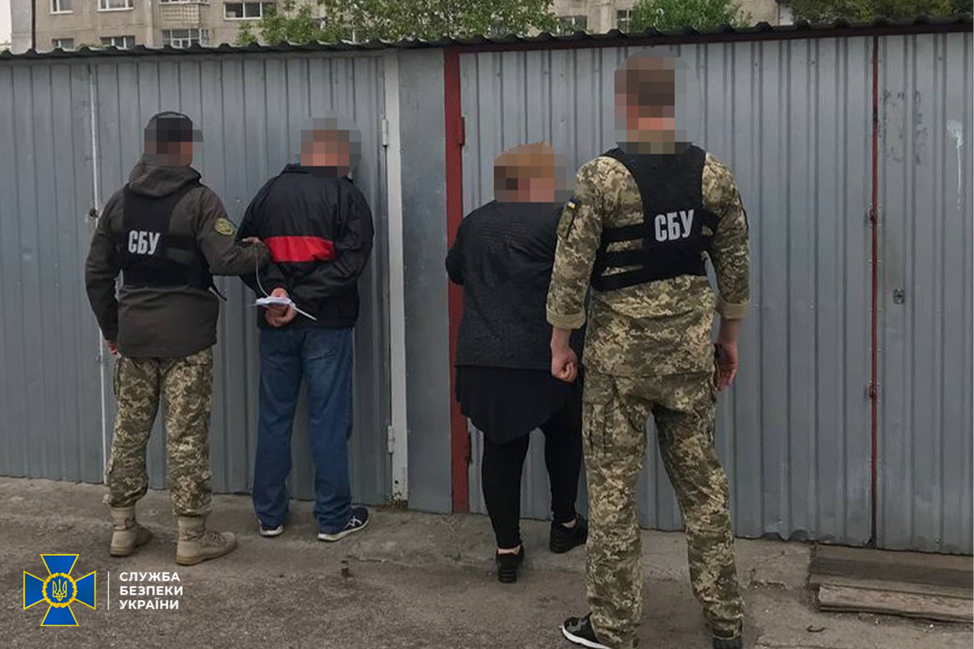Двоє жителів Сміли торгували гуманітарною тушонкою: отримали по три роки з іспитом