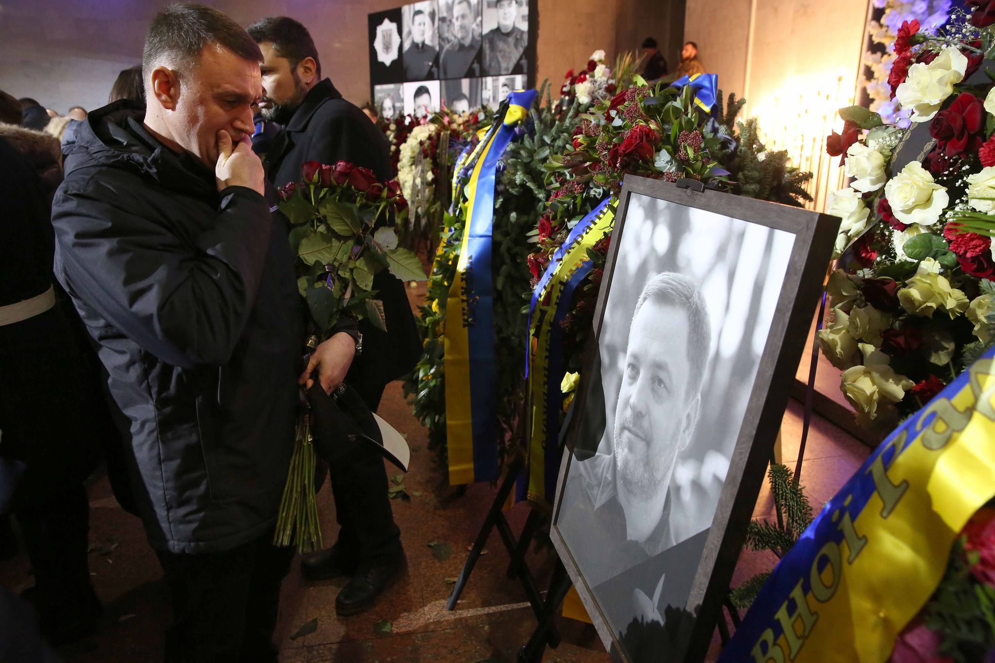 В Українському домі в Києві прощаються із загиблими керівниками МВС