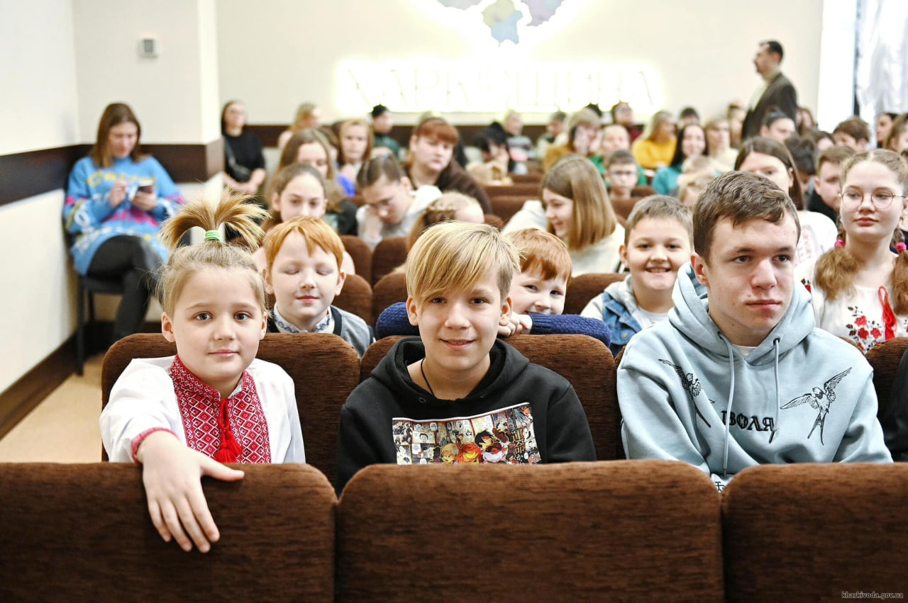Освітнє відлуння війни. Українські вчителі б’ють на сполох через прогалини в навчанні школярів