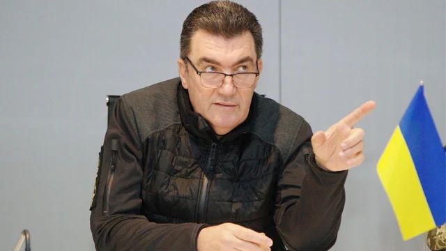 Окупанти спробують перекрити шляхи поставки зброї на заході України - Данілов