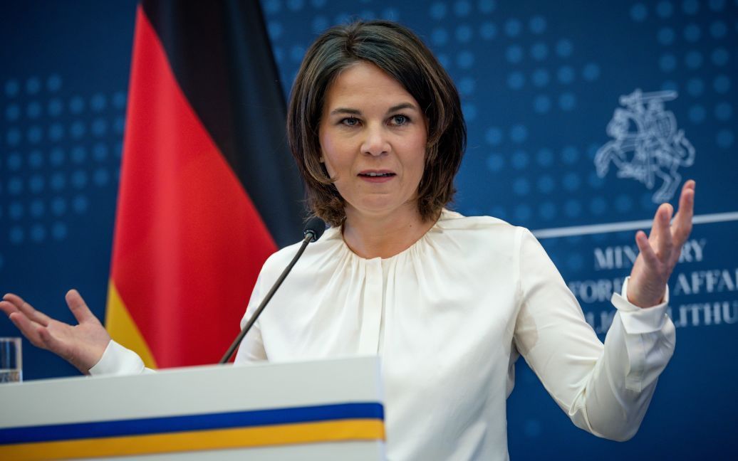 Україна та ЄС не потребують  завершення війни на умовах рф - Бербок