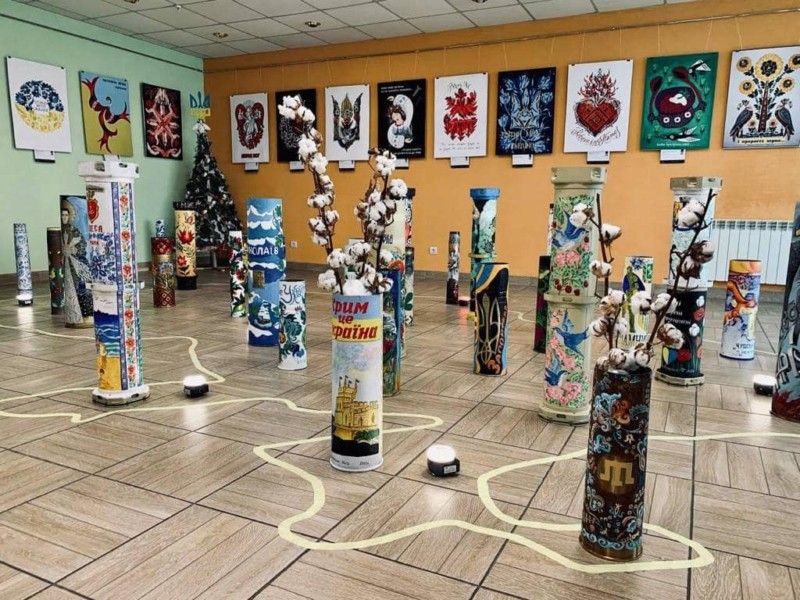 У Києві відкрилась неординарна виставка – експонати продадуть з аукціону