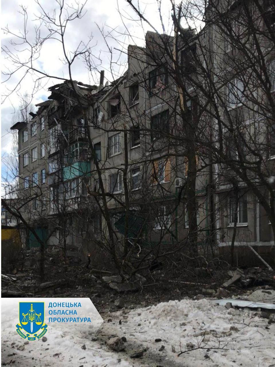 Обстріл Покровська: поранено 12 людей