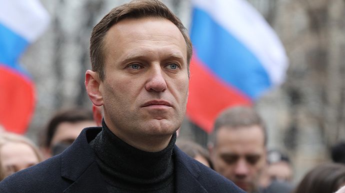росія має визнати кордони 1991 року та залишити Україну в спокої - Навальний