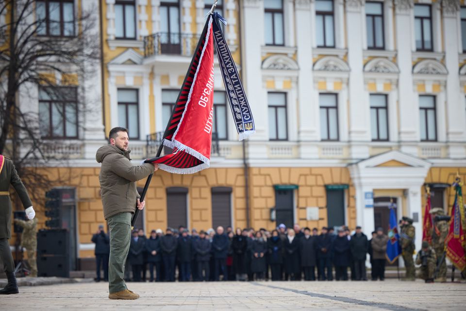 На Софійській площі у Києві відбулися пам'ятні заходи до річниці російського вторгнення