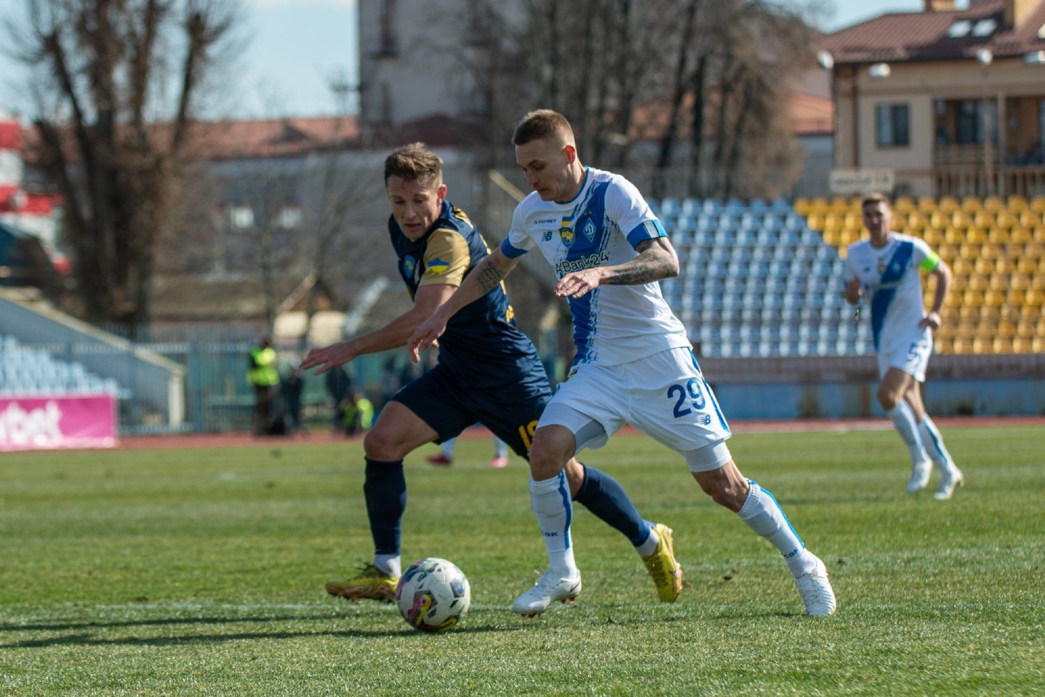 Після поразки «Динамо» «Дніпро-1» втратив чільну позицію в національному чемпіонаті.