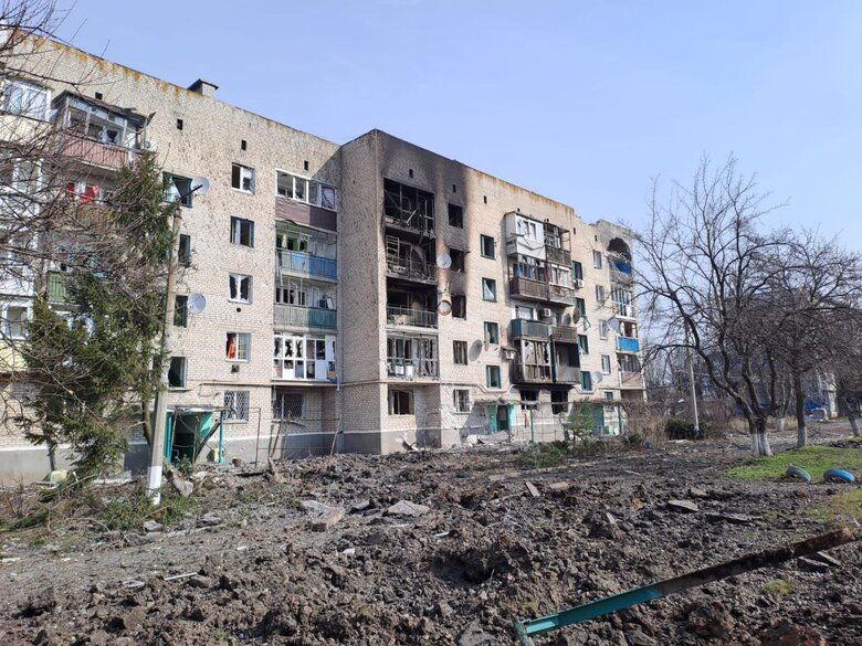 Наслідок рашистського обстрілу Донбасу.