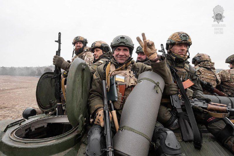 День Національної гвардії України традиційно відзначається 26 березня.