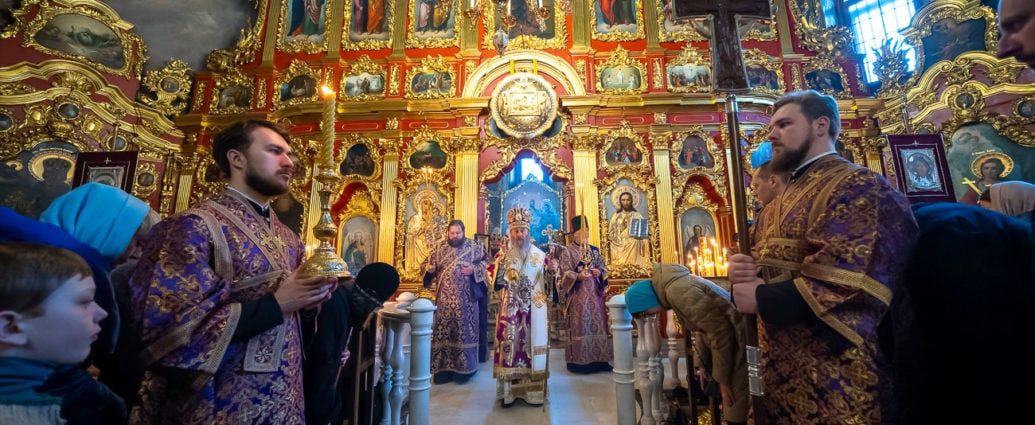 Закони не указ: Онуфрій попри заборону провів службу в Києво-Печерській лаврі