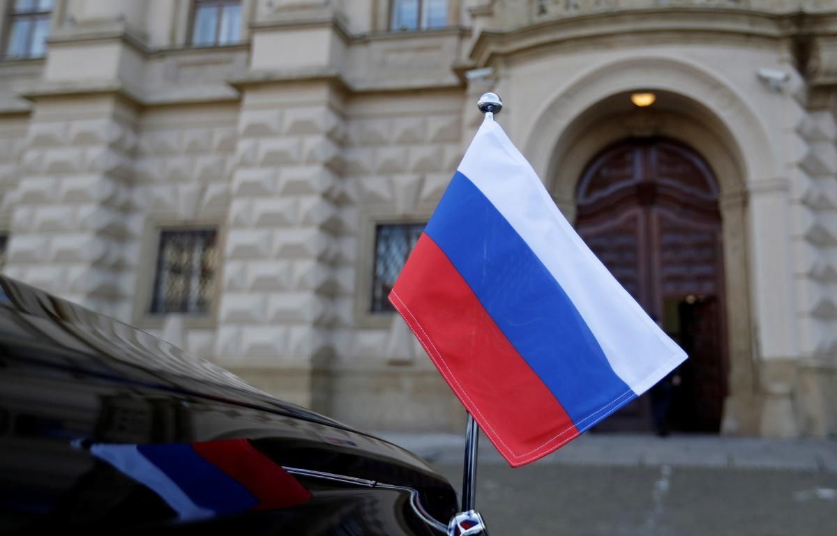 Німеччина та рф висилають дипломатів