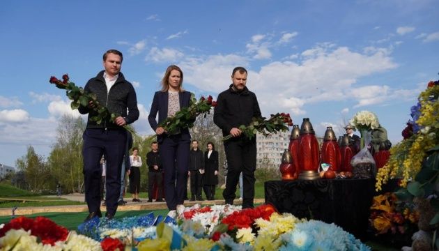 Прем’єрка Естонії Кая Каллас відвідала Бучу та Бородянку
