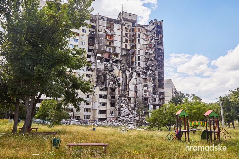 Золоті руїни: чому реконструкція понівеченого росією Харкова викликає запитання у містян та правоохоронців