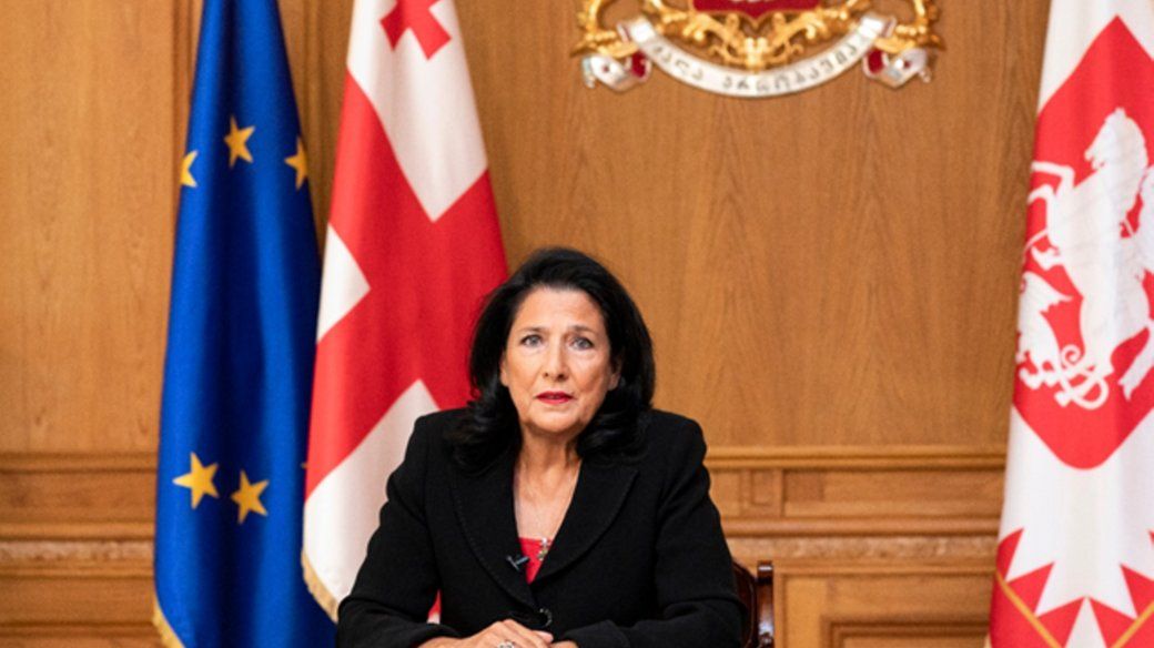 Президентка Грузії вважає відновлення авіасполучення з рф провокацією