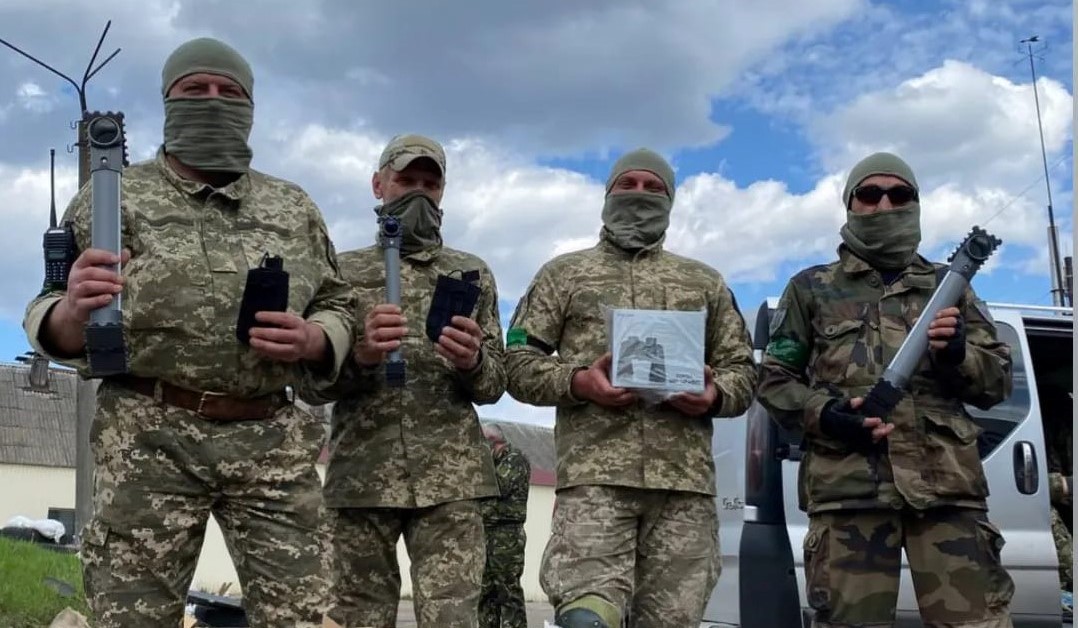 Побачити все: як інженер-механік з-під Кременчука забезпечує бійців на фронті перископами