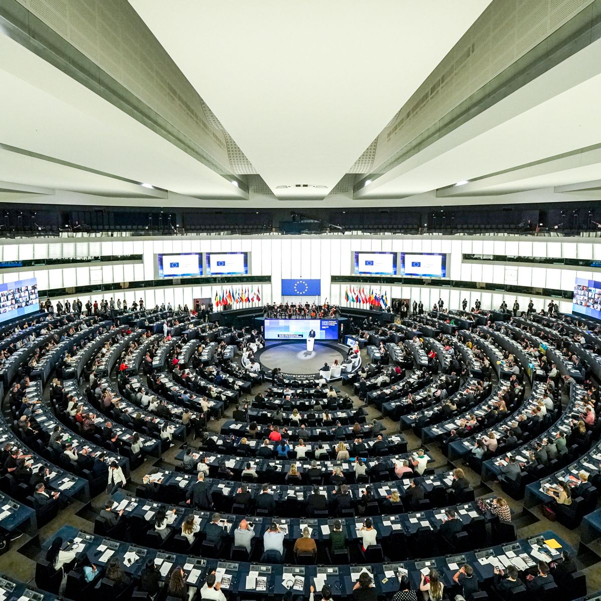 Європарламент закликав запросити Україну до членства в НАТО