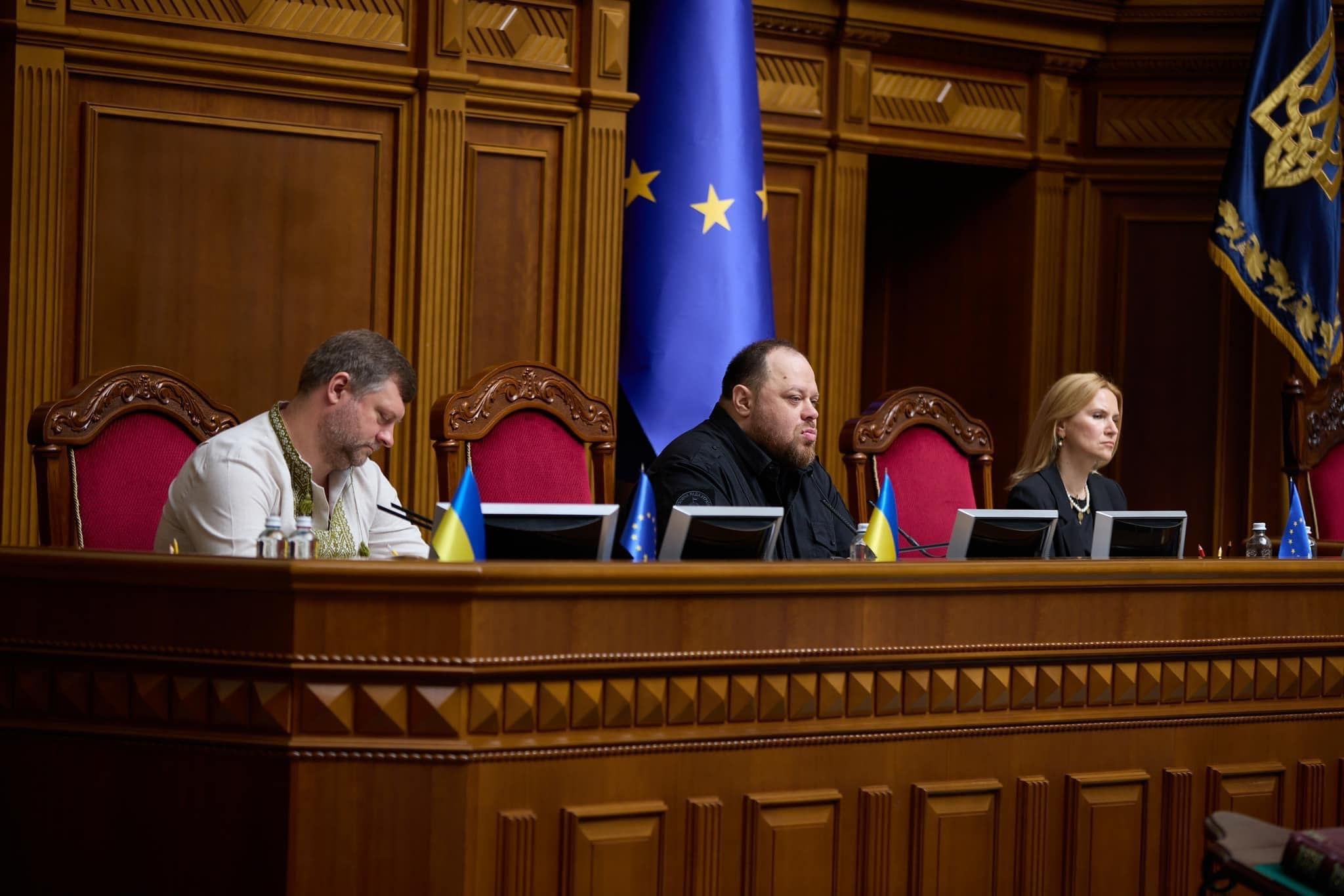 Воєнний стан: Верховна Рада ухвалила закон про доплати військовим