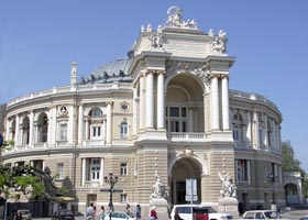Нічого собі увертюра!