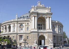Нічого собі увертюра!
