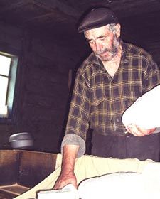 Творець гуцульської бринзи