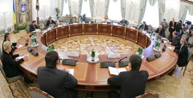 Працюємо п’ятиденками