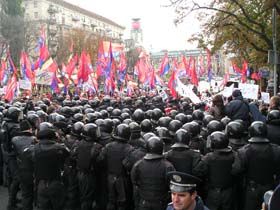 Червоно–чорне віче дало наказ парламенту